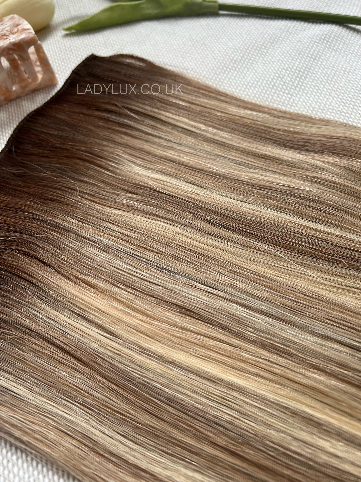 20” Deluxe 200g Human Hair - shade Toasted Honey Glaze - Ladylux