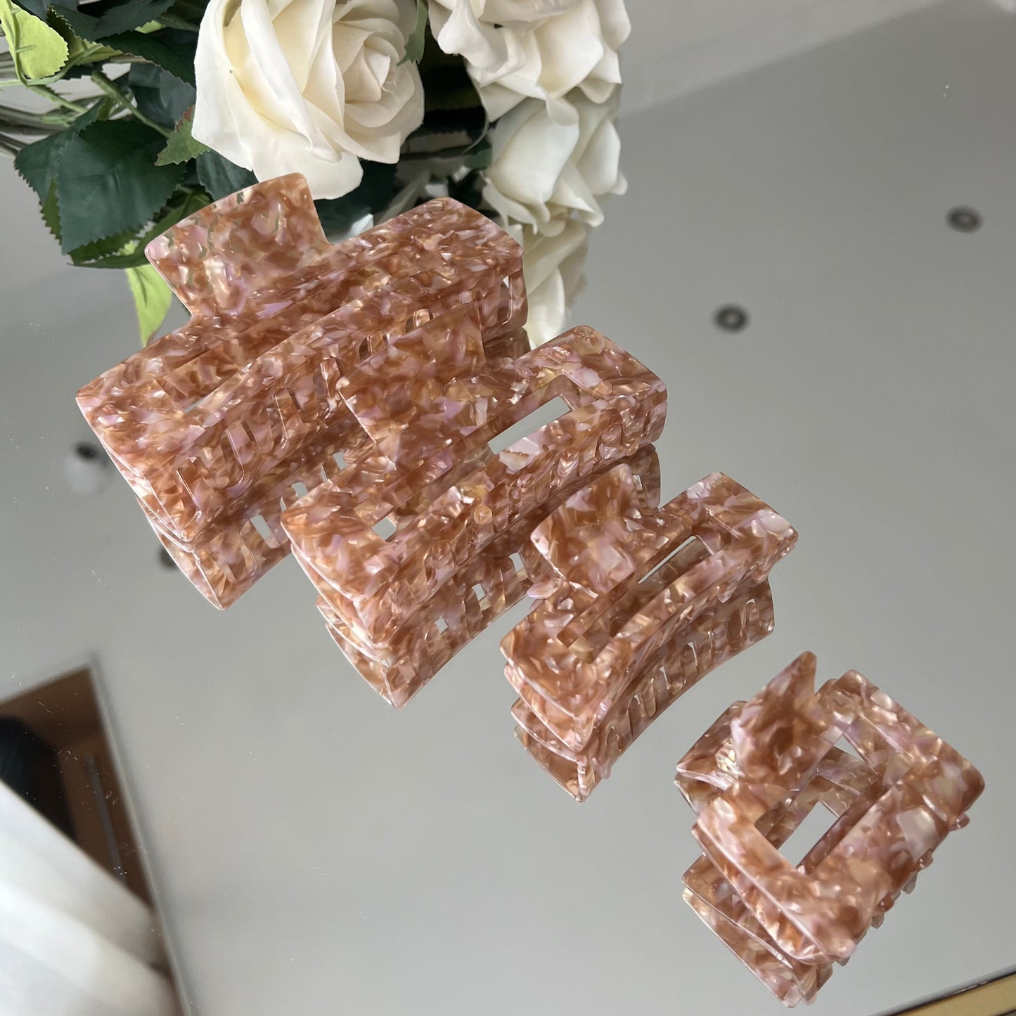 2024 Summer Claw Clip Shade - Toffee Popcorn 🍿 ✨ - Ladylux