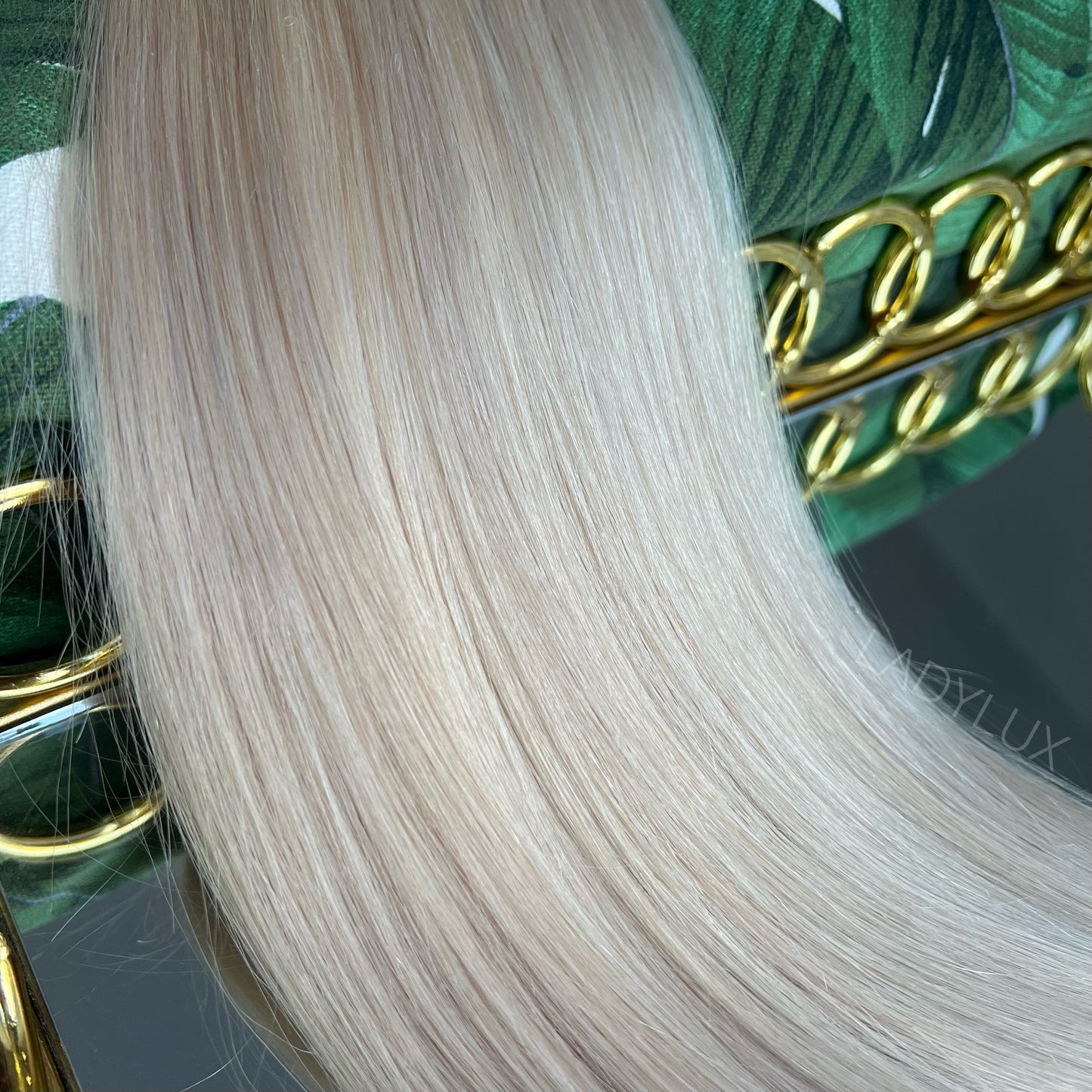 20" Deluxe 200g  Human Hair Shade - Vanilla Latte - Ladylux