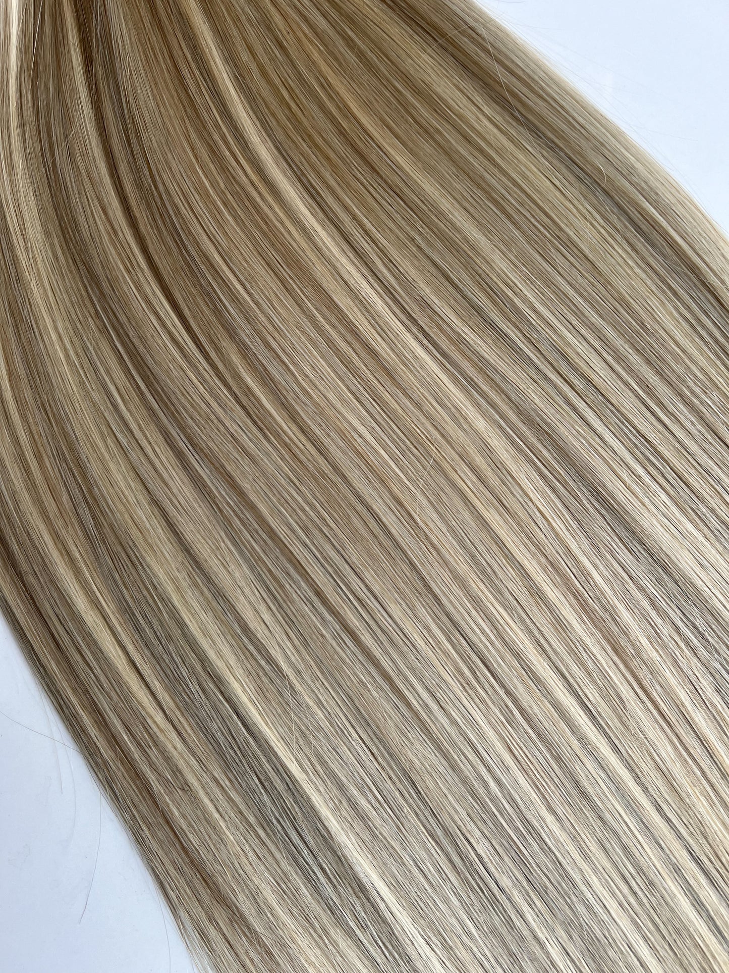 20” Tape in Hair Extensions - Shade 60c/16c Vanilla Latte Blonde - Ladylux